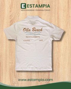 Polos personalizados para empresas: el caso de Olla Beach